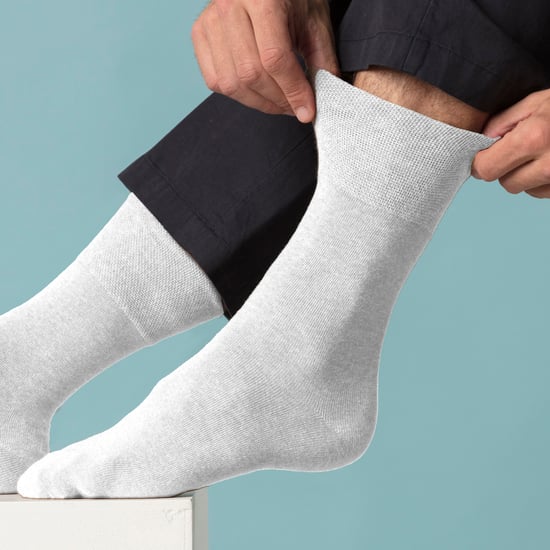 Paquete de 3 calcetas deportivas sin elasticidad para hombres y mujeres - Image 3