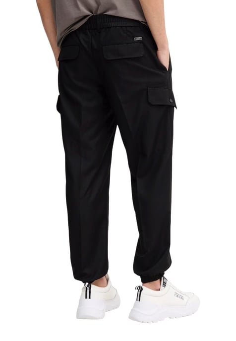 Pantalones Cargo Cortos - Image 3