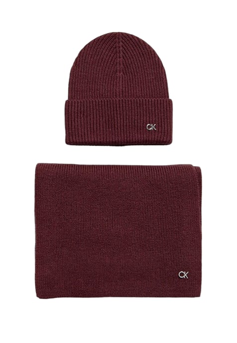 Conjunto de gorro y bufanda de punto acanalado burdeos - Image 1