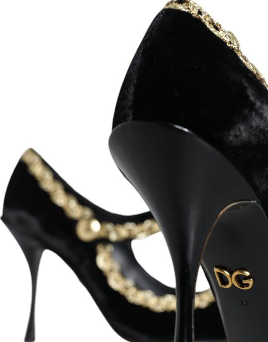 Zapatos de Tacón de Terciopelo Negro Mary Janes de Dolce & Gabbana con Detalles Dorados - Image 5