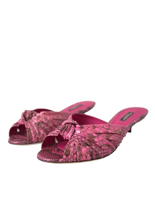 Zapatos de tacón bajo de piel exótica rosa de Dolce & Gabbana - Image 3