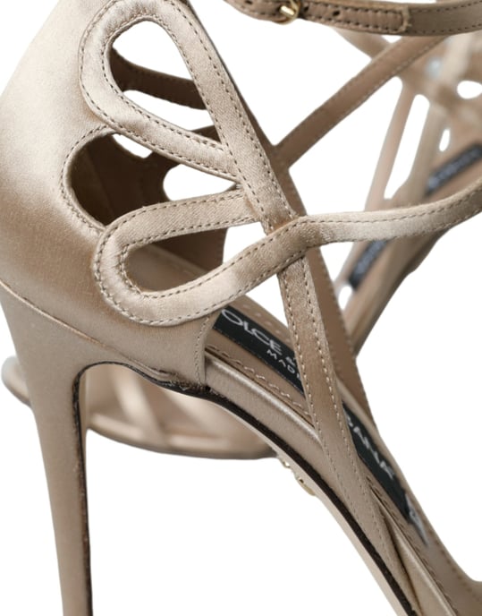 Sandalias de tacón strappy de cuero beige Dolce & Gabbana - Image 5