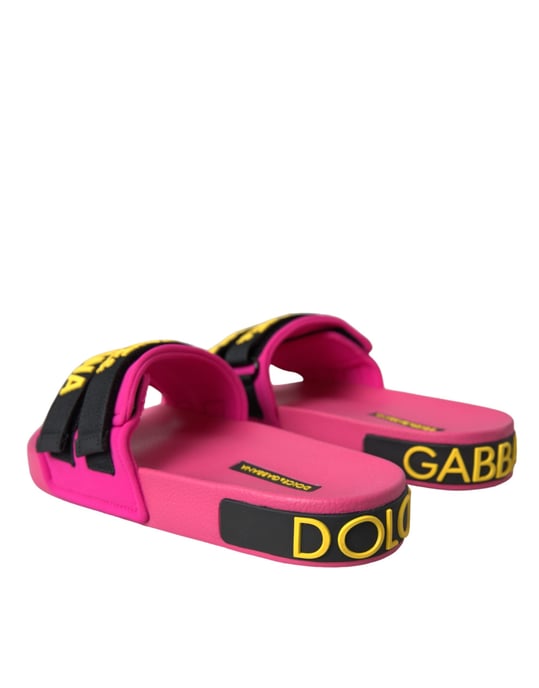 Sandalias Planas de Playa con Logo Rosa y Negro de Dolce & Gabbana - Image 4