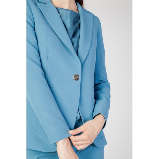 Blazer Ajustado Azul Claro - Image 5