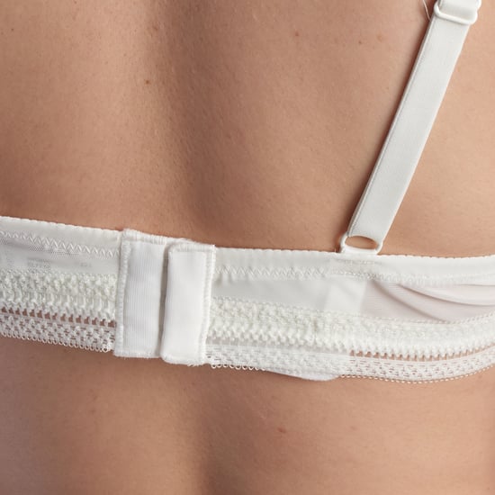 Sostenedor de encaje de ganchillo para mujer con varillas y acolchado MARTINA - Image 3