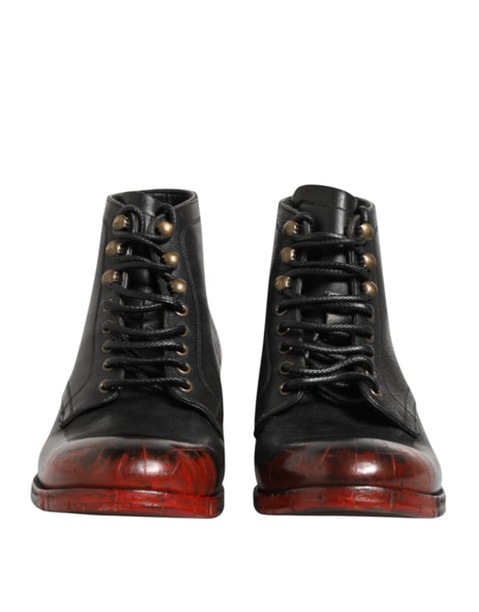 Botines Cortos Negros y Rojos con Cordones de Dolce & Gabbana - Image 3