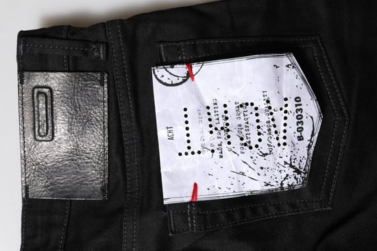 Jeans de denim de algodón negro slim fit de cintura baja Acht - Image 5