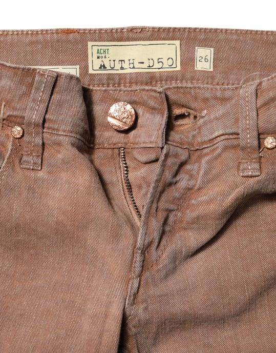 Jeans de mezclilla de algodón marrón de corte slim fit y cintura baja Acht - Image 4