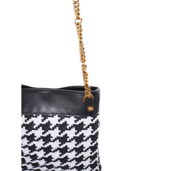 Bolso de hombro de cuero y textil en negro y blanco de Versace - Image 6