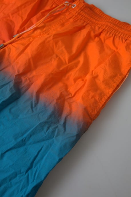 Shorts de baño degradé azul y naranja de Dolce & Gabbana - Image 4