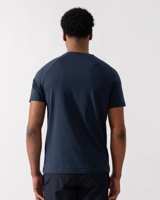 Camiseta de Playa Ajustada en Azul Oscuro - Image 2