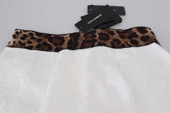 Pantalones Cortos con Detalle de Estampado de Leopardo - Image 5
