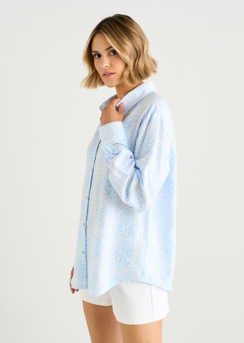 Camisa azul con estampado de azulejos, de mezcla de algodón, con botones - Image 3