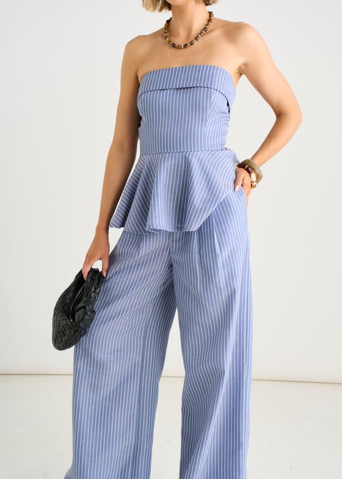 Pantalones de vestir azules de corte ancho con pliegues en la parte delantera - Image 2