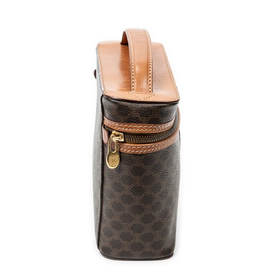 Celine Top Handle Toiletry Pouch en null Oro - Image 4