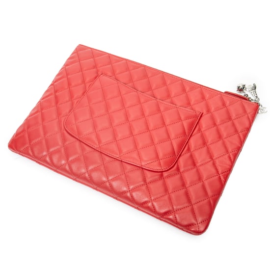 Chanel Large Charm O-Case Zip  en Rojo Cuero de ternero - Image 2
