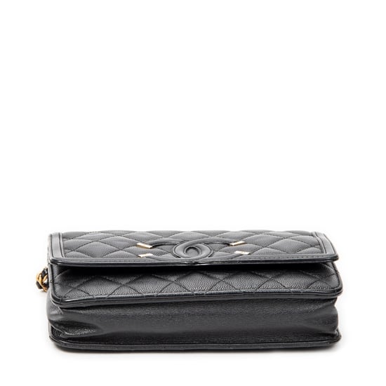 Chanel Filigree Wallet on Chain en Negro Cuero de ternero - Image 6