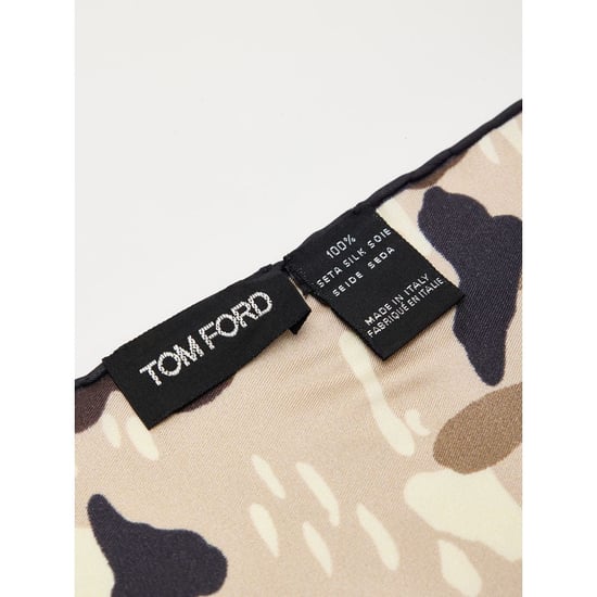 Pañuelo de bolsillo de seda beige Tom Ford - Image 3