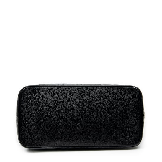 Chanel Timeless Medallion Tote en negro Cuero de ternero - Image 6