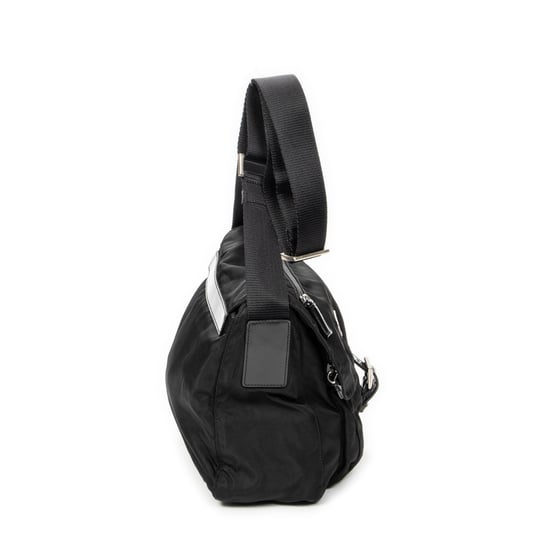Prada Small Buckle Flap Crossbody en negro Lienzo - Image 4