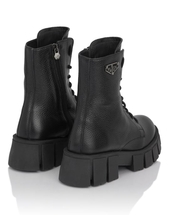 Botas Low Flat Logo - Image 3