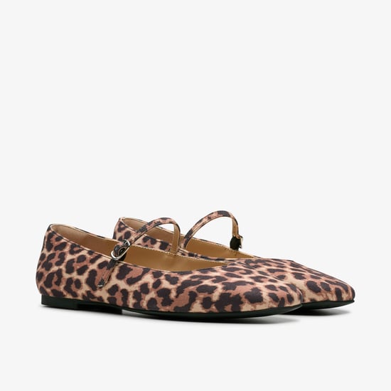 Zapatos de estampado de leopardo Emelina Gem - Image 4