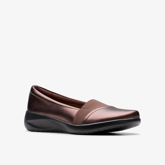 Kaetlyn Rhea Metallic Zapatos - Image 4
