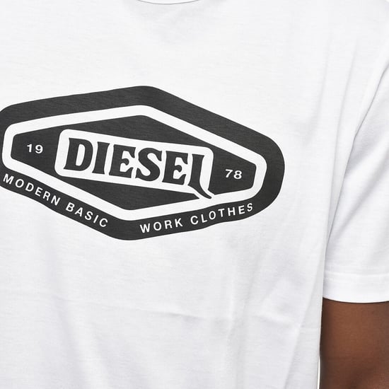 Camiseta Básica Blanca Con Logotipo Moderno De Diesel - Image 3