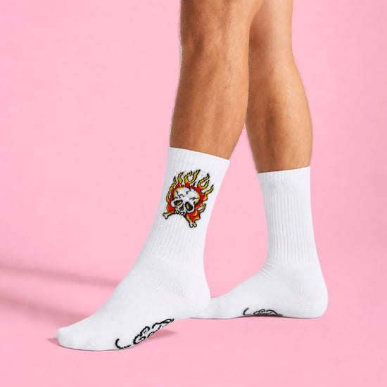 Paquete de 5 calcetines de hombre con diseño de calaveras, suaves, transpirables y casuales - Image 4