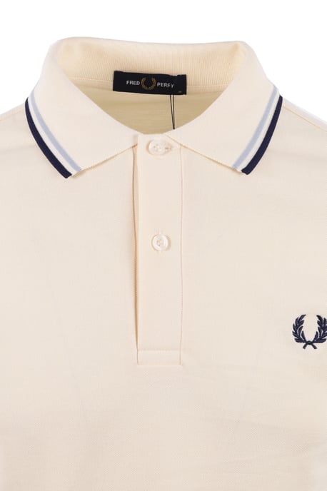 FRED PERRY TWIN TIPPED POLO ECRU/DUSKY BLUE/FRENCH NAVY - Image 2