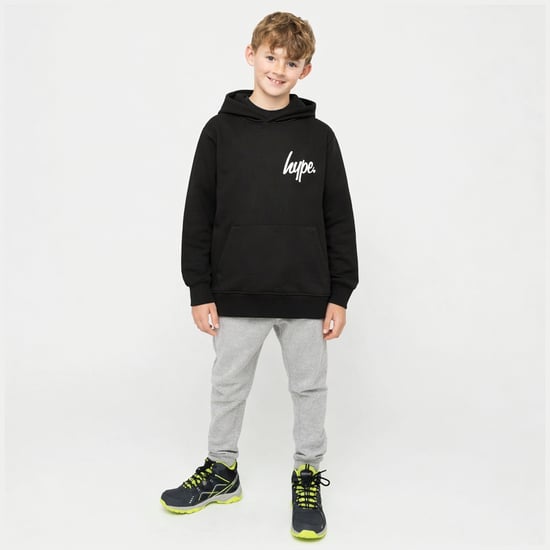 Sudadera con capucha para niños en gris carbón, suave y casual, ajuste cómodo. - Image 3