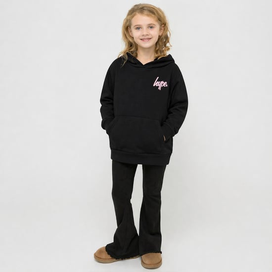 Sudadera con capucha para niñas, casual, negra, suave, con diseño gráfico en la parte posterior - Image 3