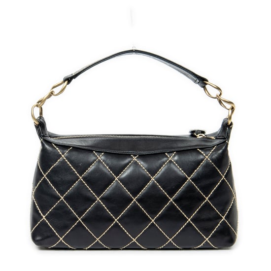 Chanel Surpique CC Hobo en Black Cuero de ternero - Image 5