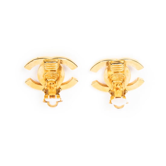 Chanel CC Turn Lock Clip On Earrings en G Acero inoxidable sin níquel - Image 2
