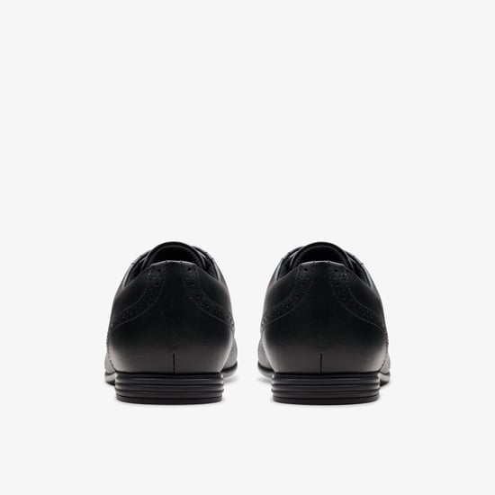 FinjaBrogue Y. Black Leather Zapatos - Image 5