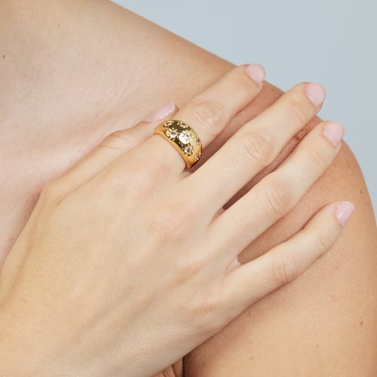 Anillo Luxenter de Aleación de Metal y Circonita Brillante acabado en oro amarillo de 18k - Juini - Image 3