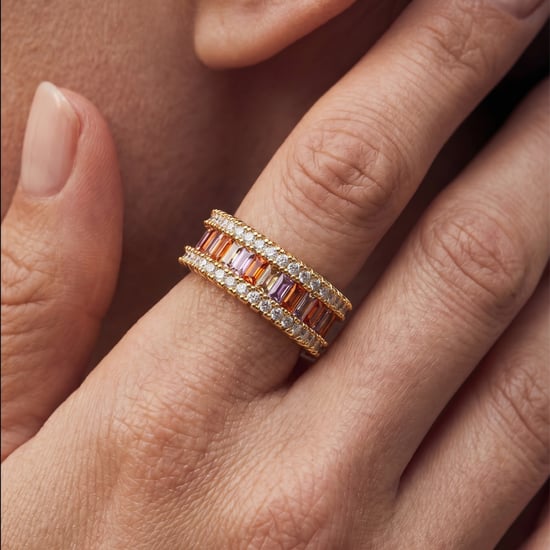 Anillo Luxenter de Aleación de Metal y Circonita Multicolor acabado en oro amarillo de 18k - Baldlal - Image 4