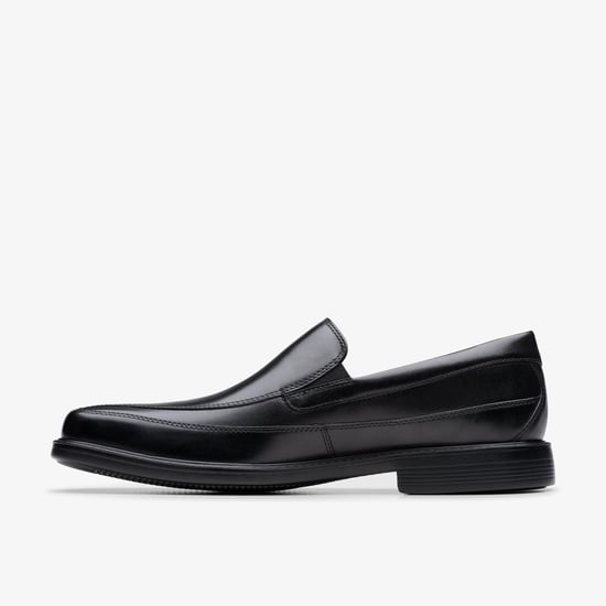 Zapatos Negros de Piel Libre Cosgrove - Image 2