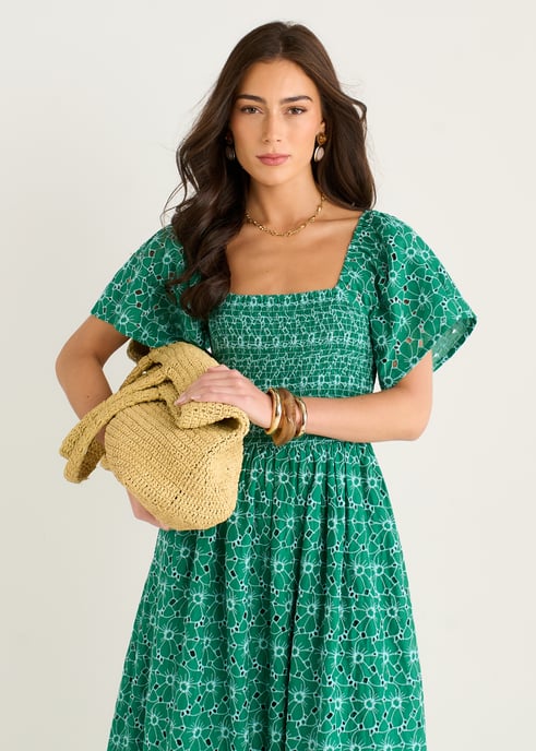 Vestido midi fruncido con bordado floral verde - Image 2