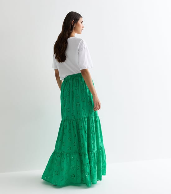 Falda larga verde con volantes y encaje bordado (NEW LOOK) - Image 3