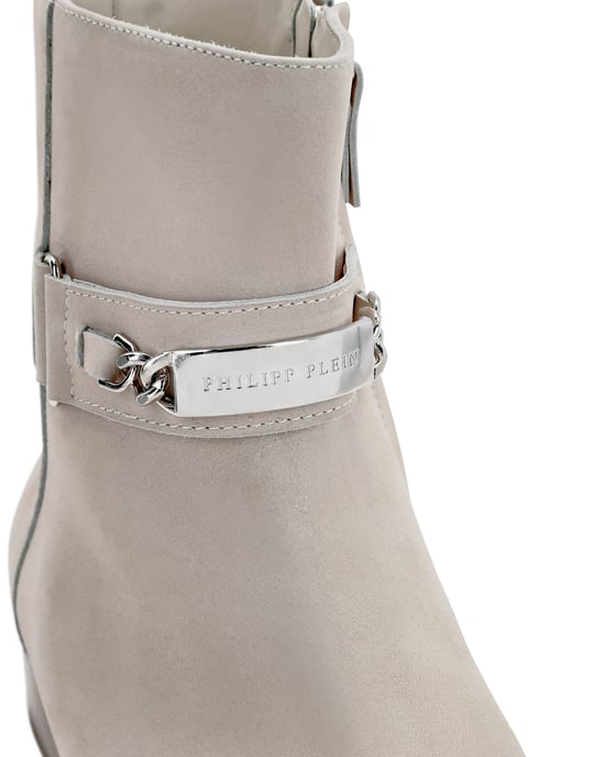 Botas - Image 3