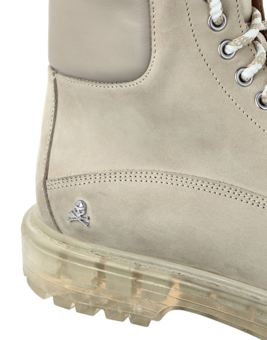 Botas - Image 3