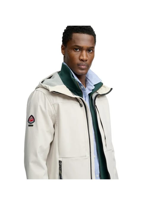 Chaqueta técnica softshell para hombre de Superdry - Image 3