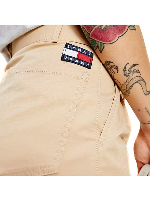 Pantalones cortos Tommy Jeans para mujer con logo - Image 4