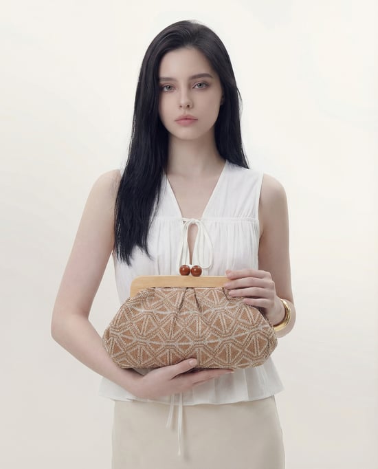 Kassandra Bandolera Women - Image 1