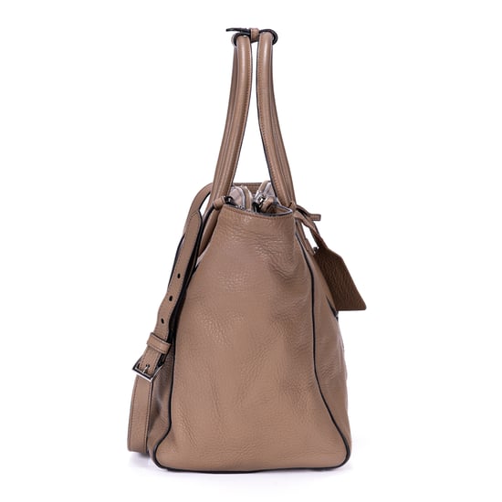 Prada Square Flat Crossbody en beige Cuero de ternero - Image 4