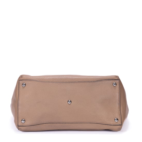 Prada Square Flat Crossbody en beige Cuero de ternero - Image 6