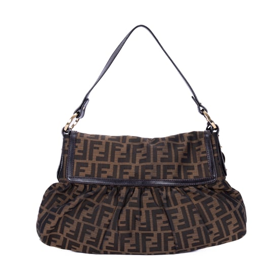 Fendi Chef Flap Hobo en Brown Lienzo - Image 5