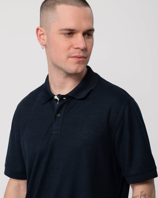 Camiseta Polo de Manga Corta Karty en Marino - Image 3