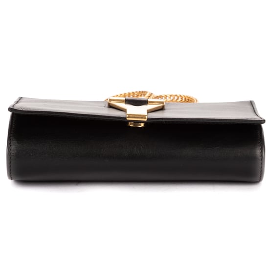 Yves Saint Laurent Small Camp Camera Crossbody Small en  negro Cuero de ternero - Image 6